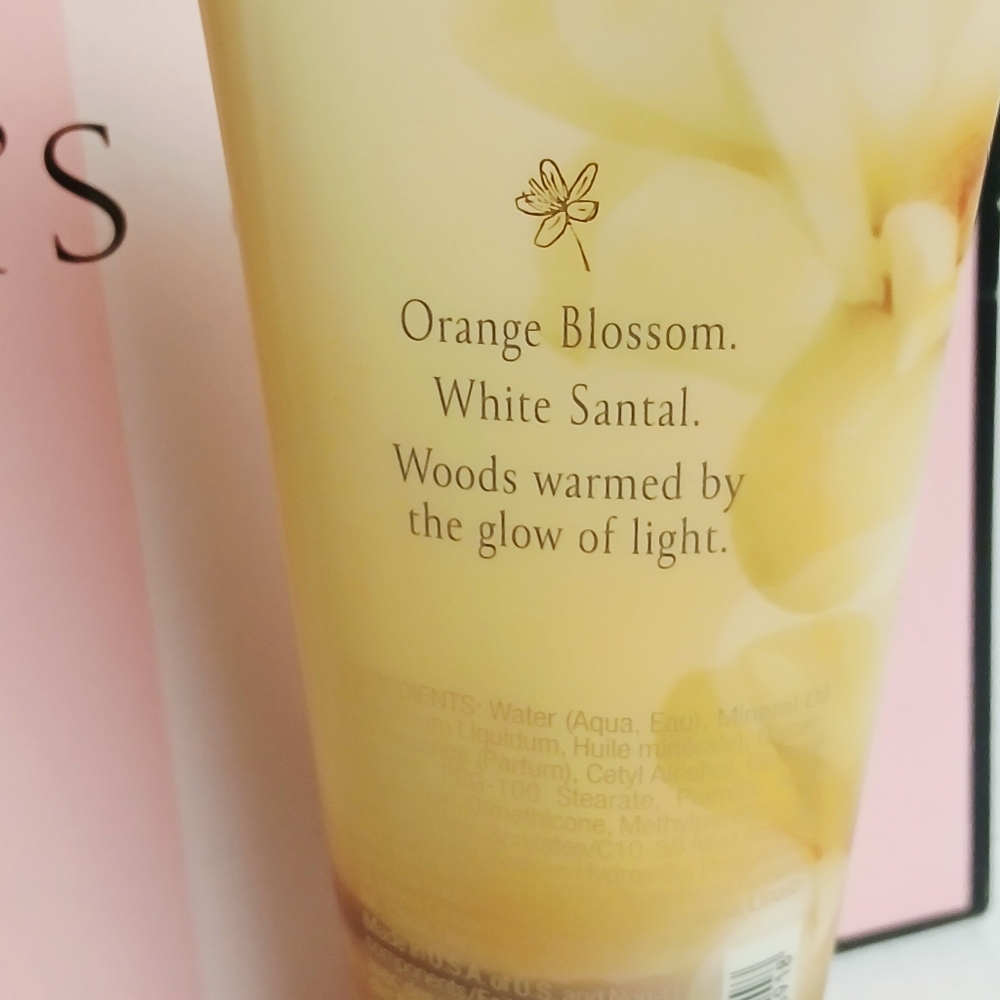 Victoria's Secret Early Morning Sun Fragrance Body Lotion - Picture 4 of 5